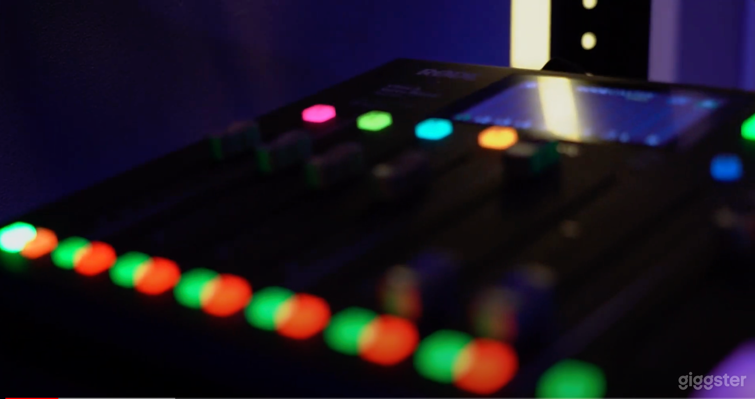 High End Podcast Audio Recording Studio Photo 2