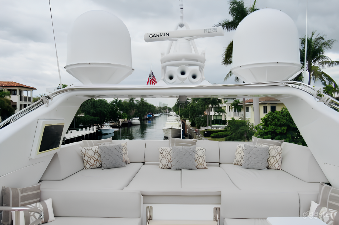 Azimut Grande 105” Yacht Photo 3