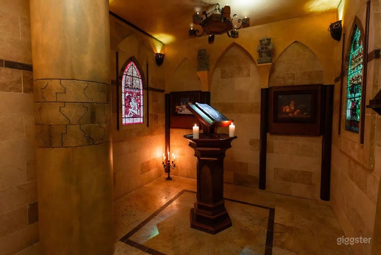  Mystical Black Egg Laboratory Escape Room – Immersive Sci-Fi 