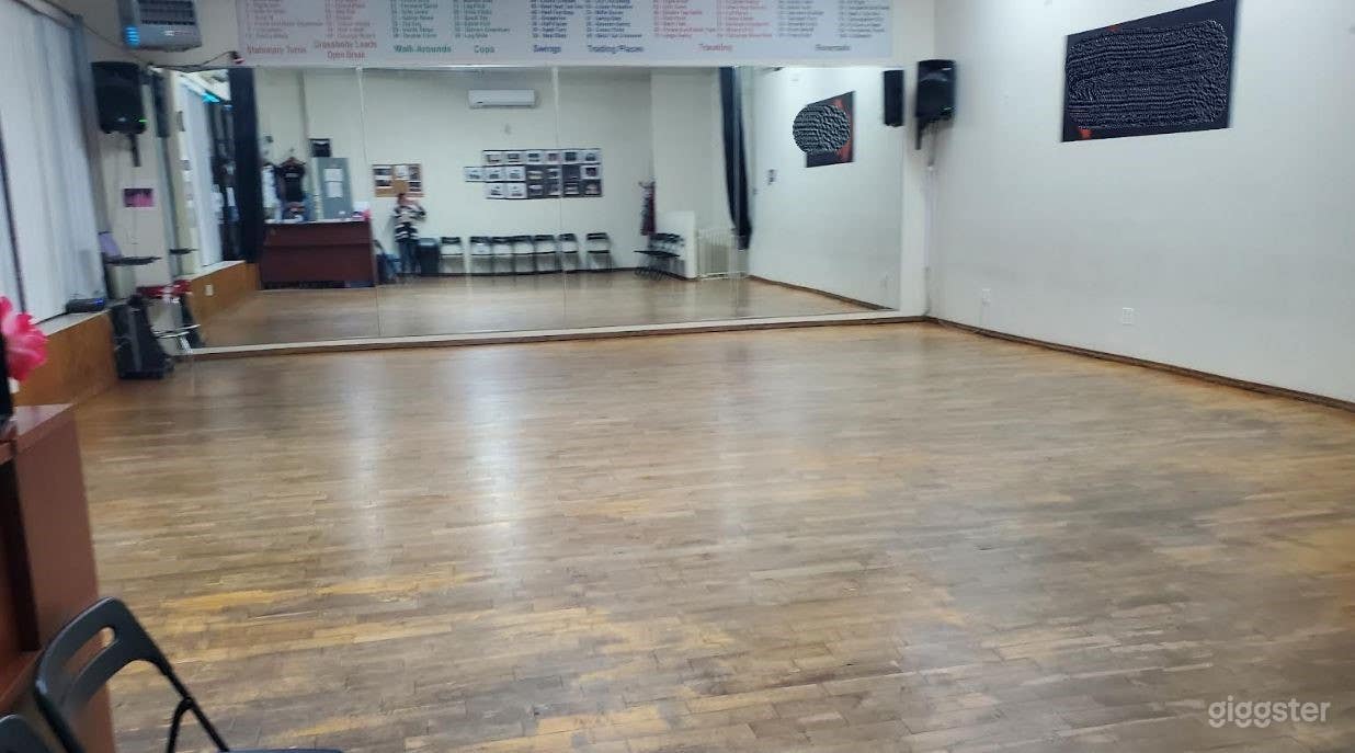 Latin Dance Studio in Bronx Photo 4