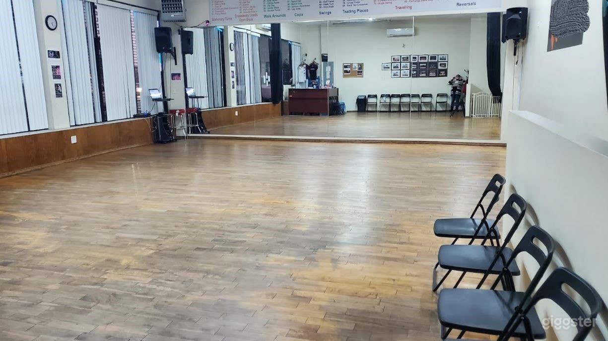 Latin Dance Studio in Bronx Photo 1