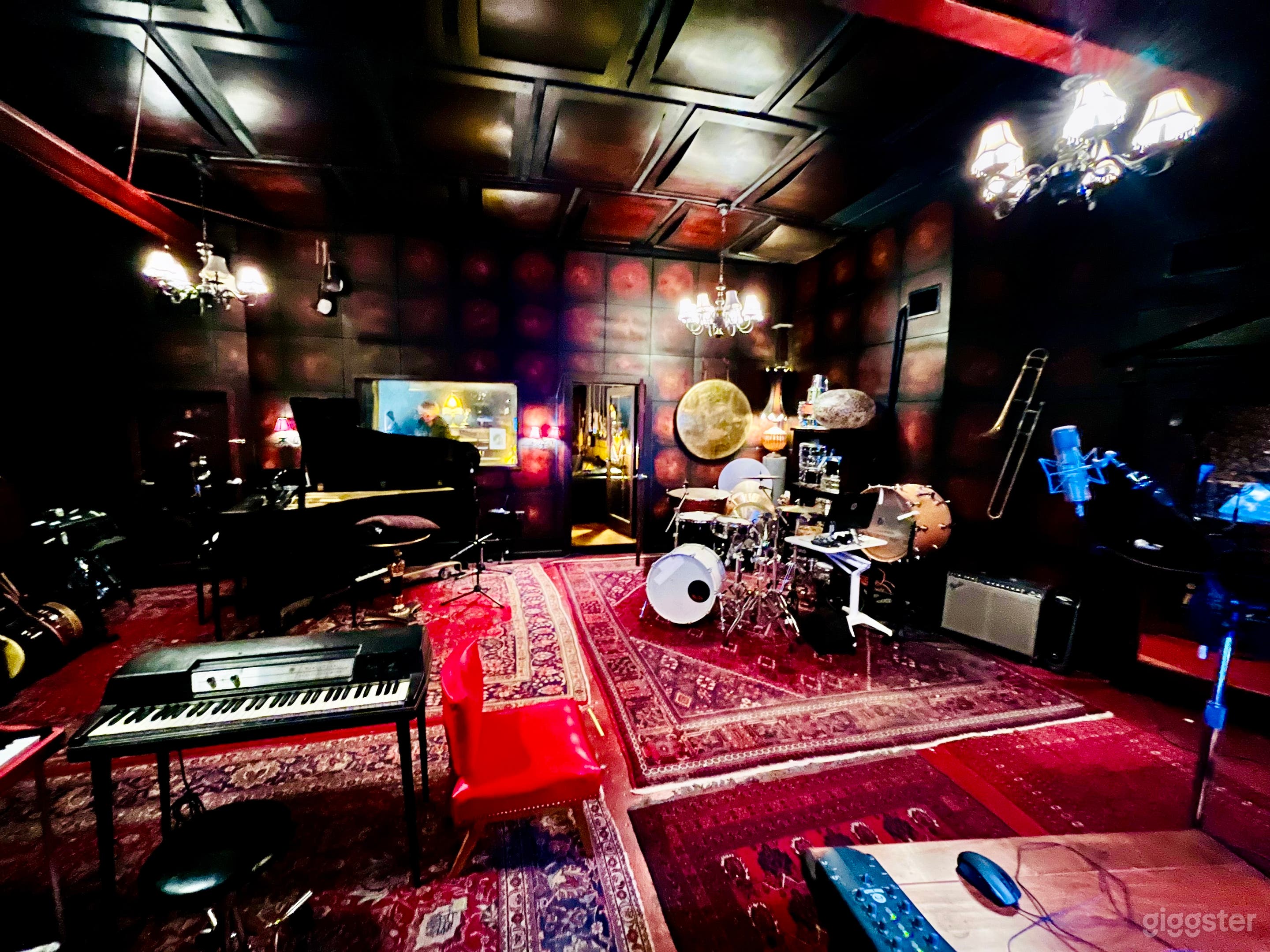 Recording studio - "THE GREAT HALL" Photo 2