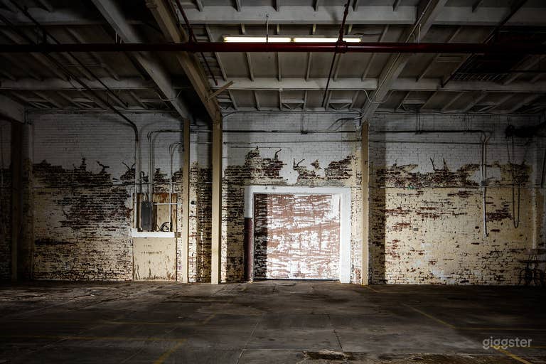  Derelict Industrial Warehouse - CLEANEST SANITIZED 