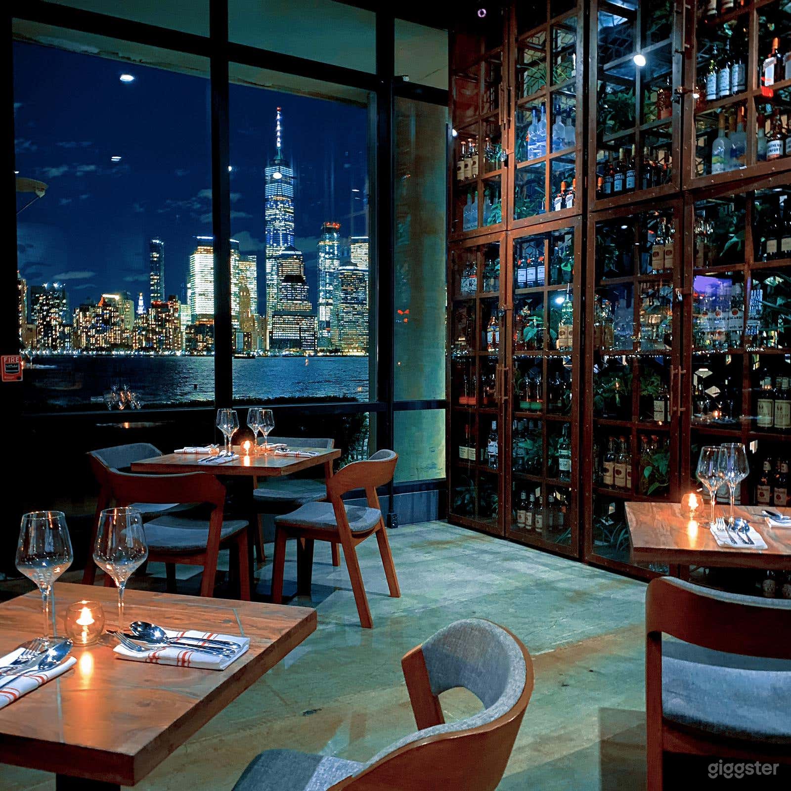 Majestic Waterfront City Views Photo 1