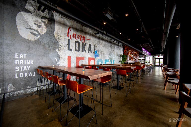  Majestic Waterfront City Views 