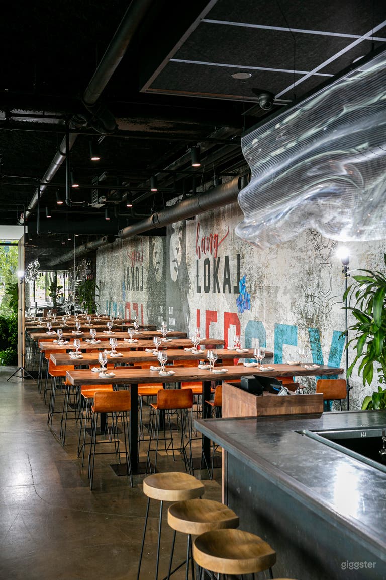  Majestic Waterfront City Views 