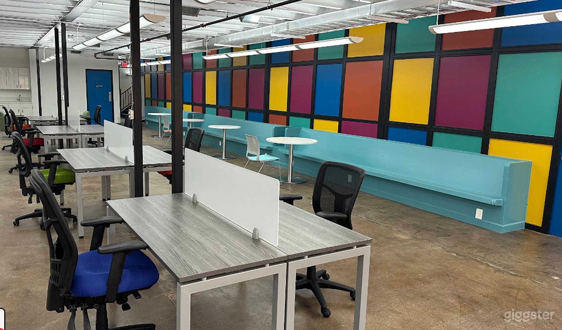 Flexible Lounge Space Photo 4