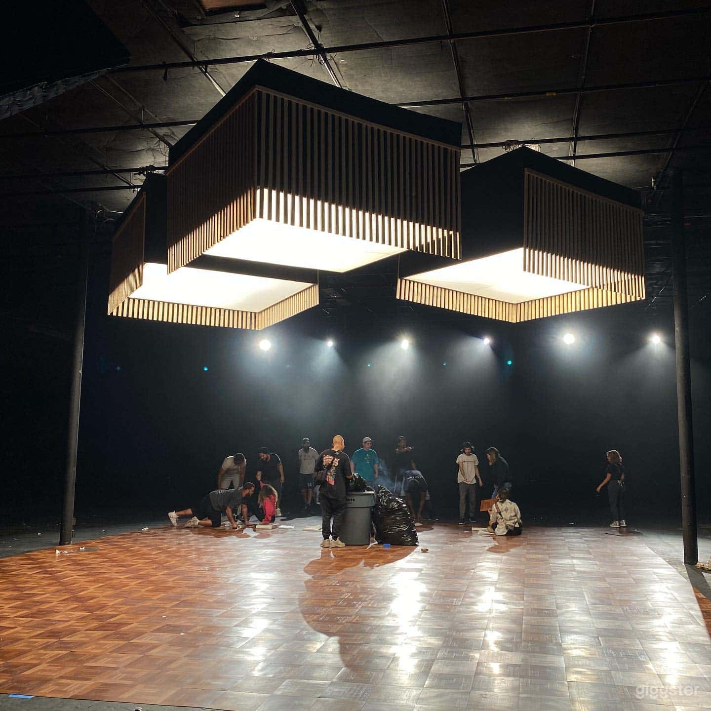 Stage B - Blackout  Photo 4