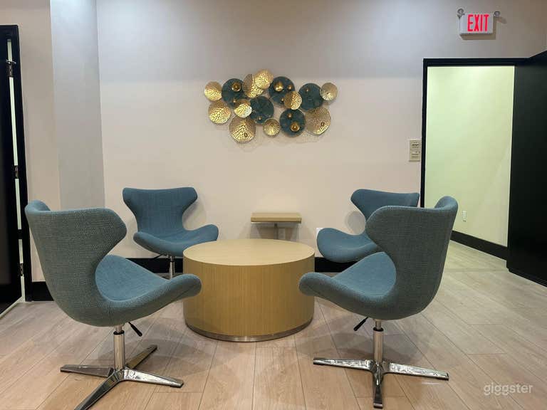  Meeting room area which can double as a Food &amp; Beverage area 