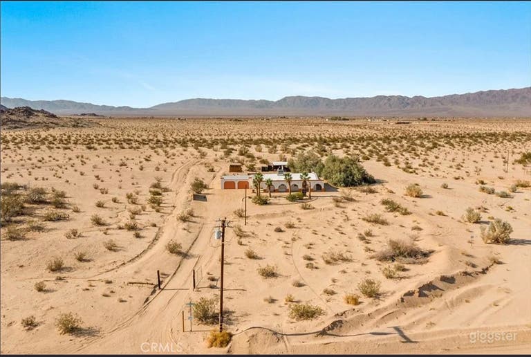  Mid-century Wonder Valley Spanish Colonial on Five Acres 