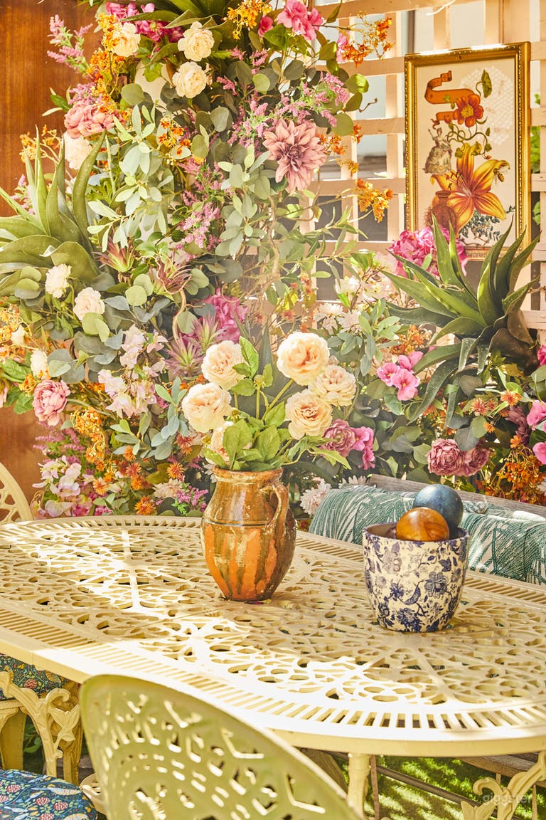  Secret Garden Mayfair 