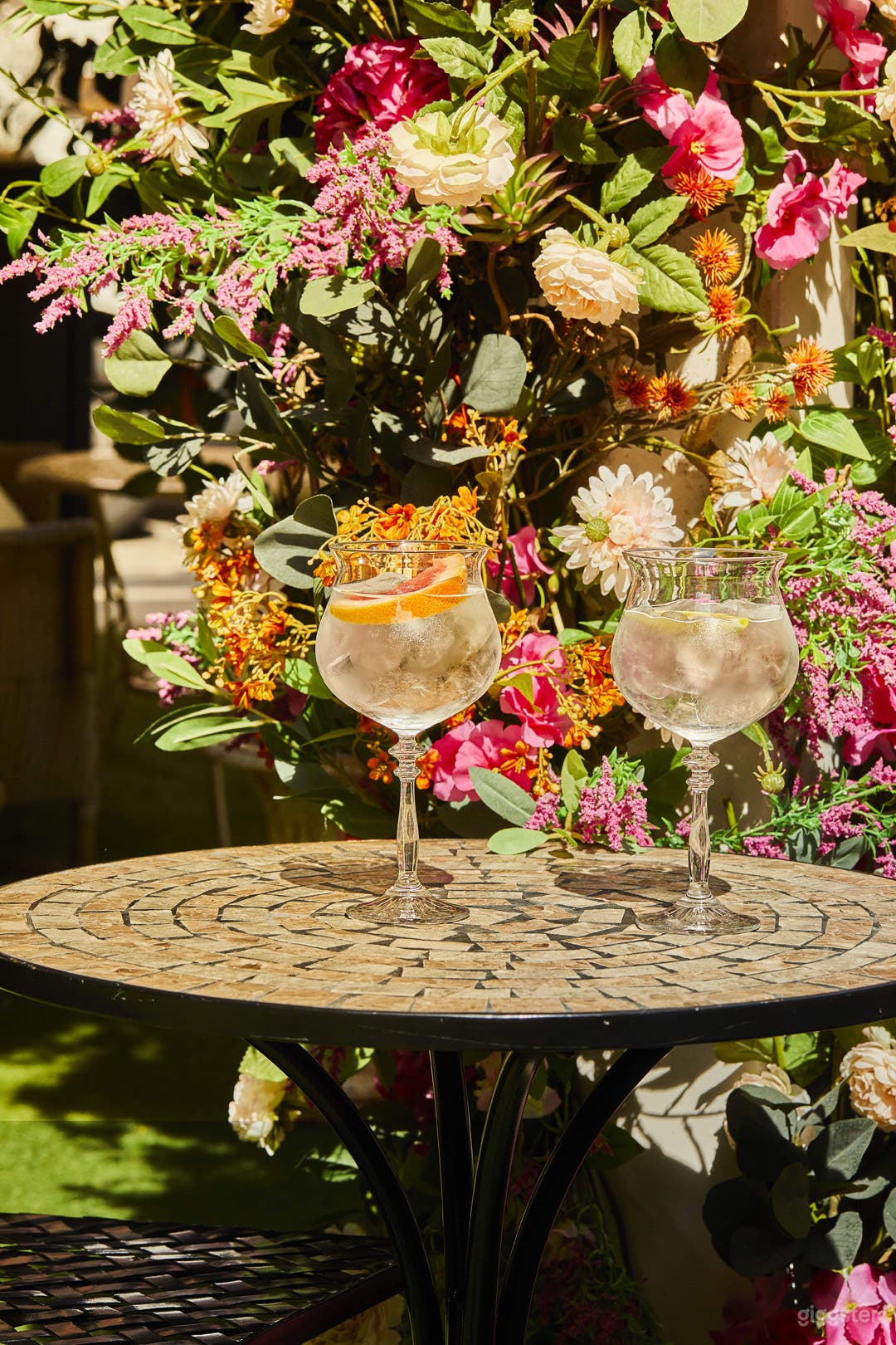 Secret Garden Mayfair Photo 2