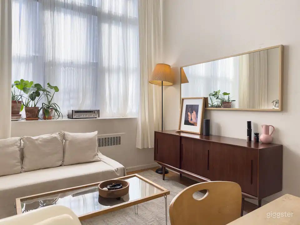 Bright big unique artist's apartment in Manhattan Photo 1