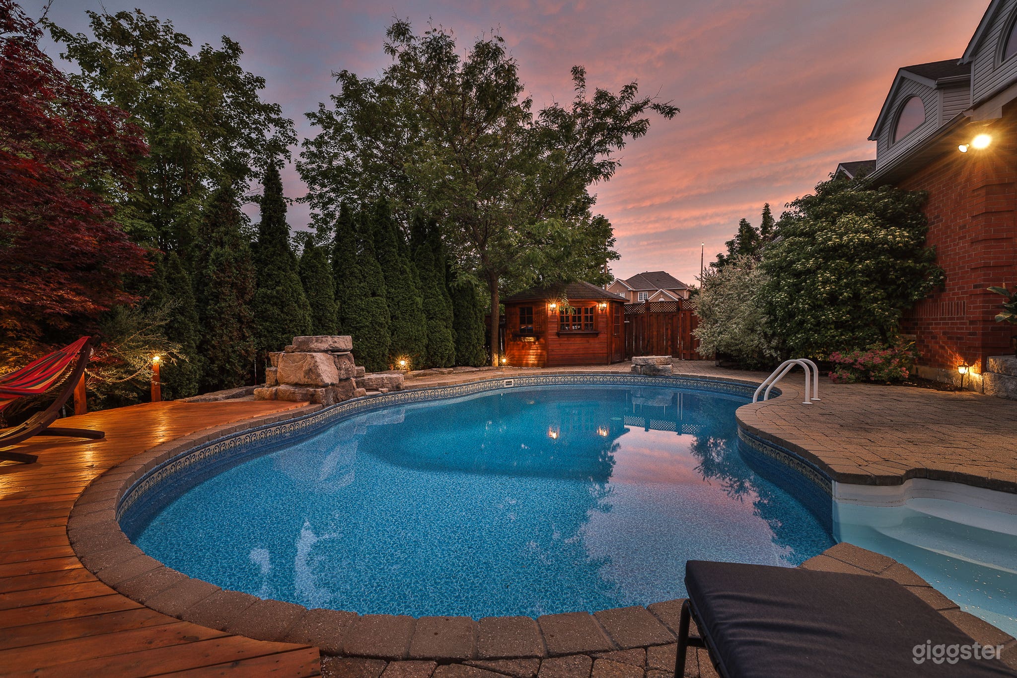 Beautiful one bedroom with pool, waterfall, hottub Photo 1