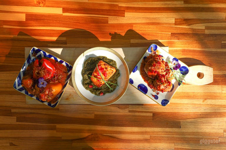  Breathtaking terrace and bar. 