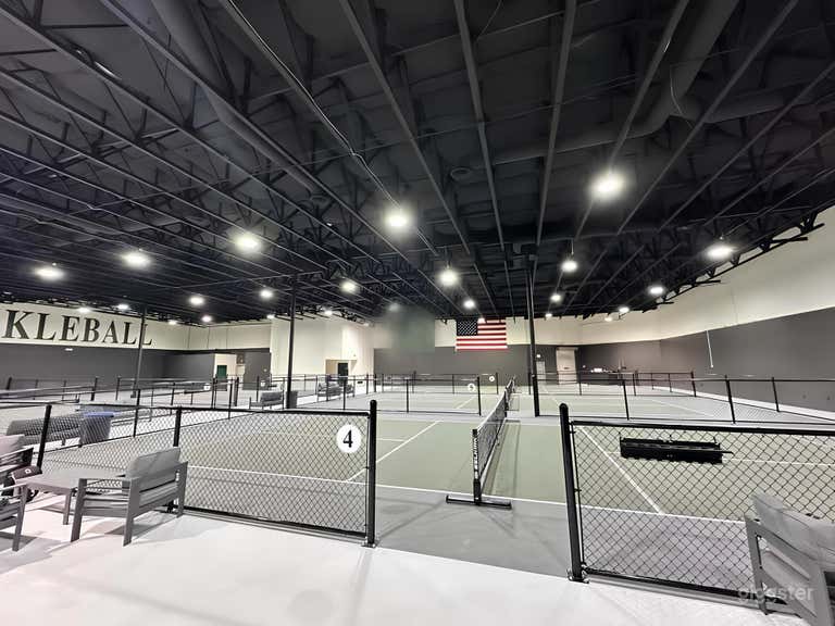  Location de 3 terrains de pickleball (demi-installation) 