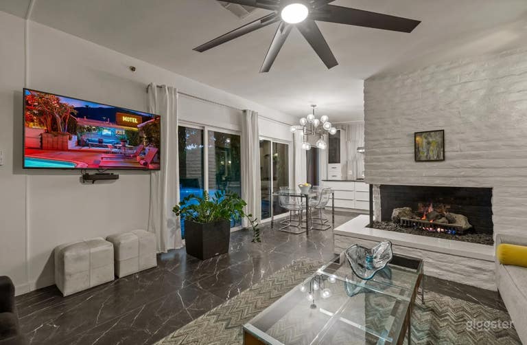  1950s Elegant Canyon Cottage 