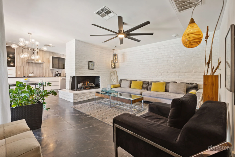  1950s Elegant Canyon Cottage 