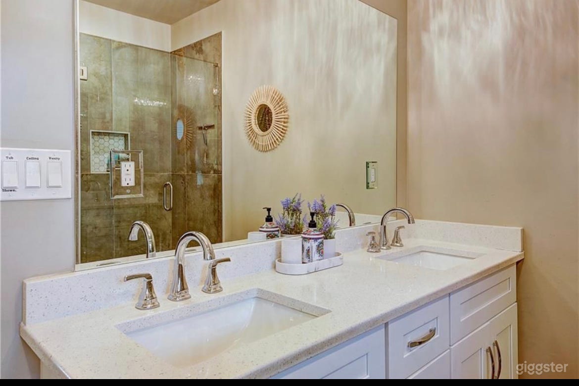 Master Bath
-double vanity
-separate glass shower
-deep soak tub
-closed water closet
- tons of natural light!