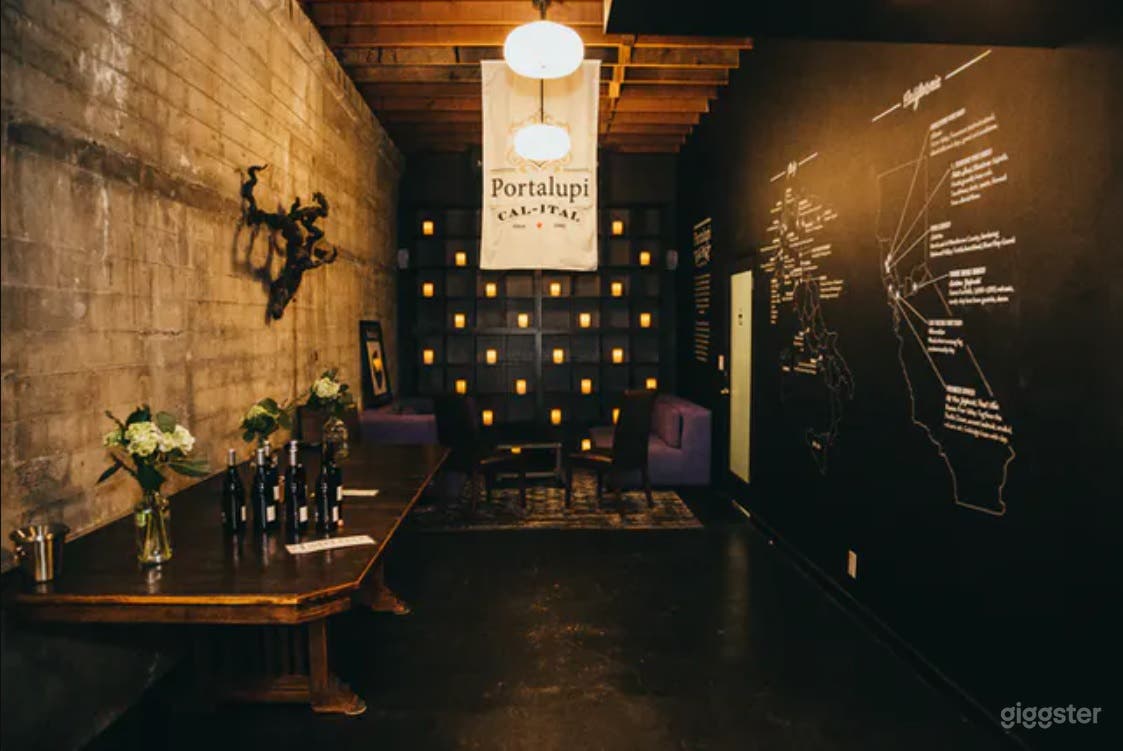 Contemporary Urban Wine Tasting Room in Healdsburg Photo 3