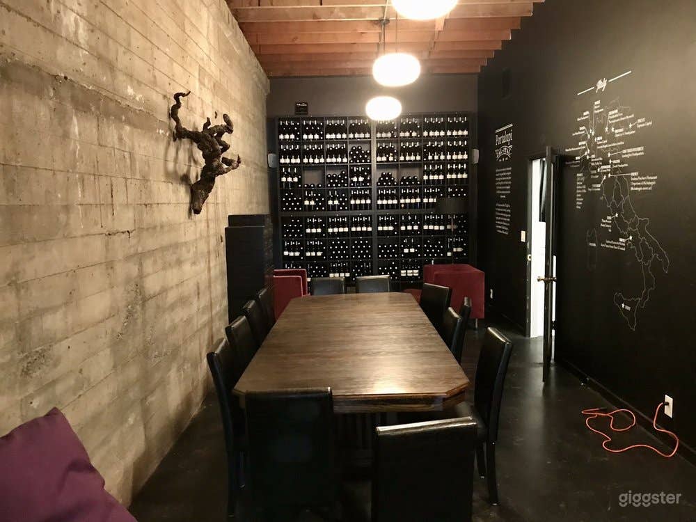Contemporary Urban Wine Tasting Room in Healdsburg Photo 1