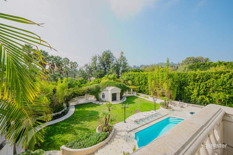  MEDITERRANEAN OPULENCE OUTDOOR POOL 