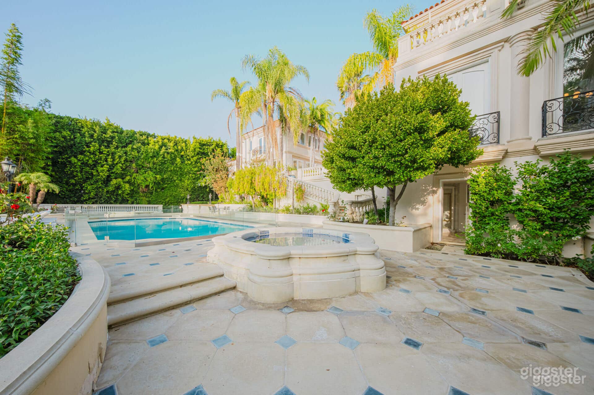 MEDITERRANEAN OPULENCE OUTDOOR POOL Photo 4