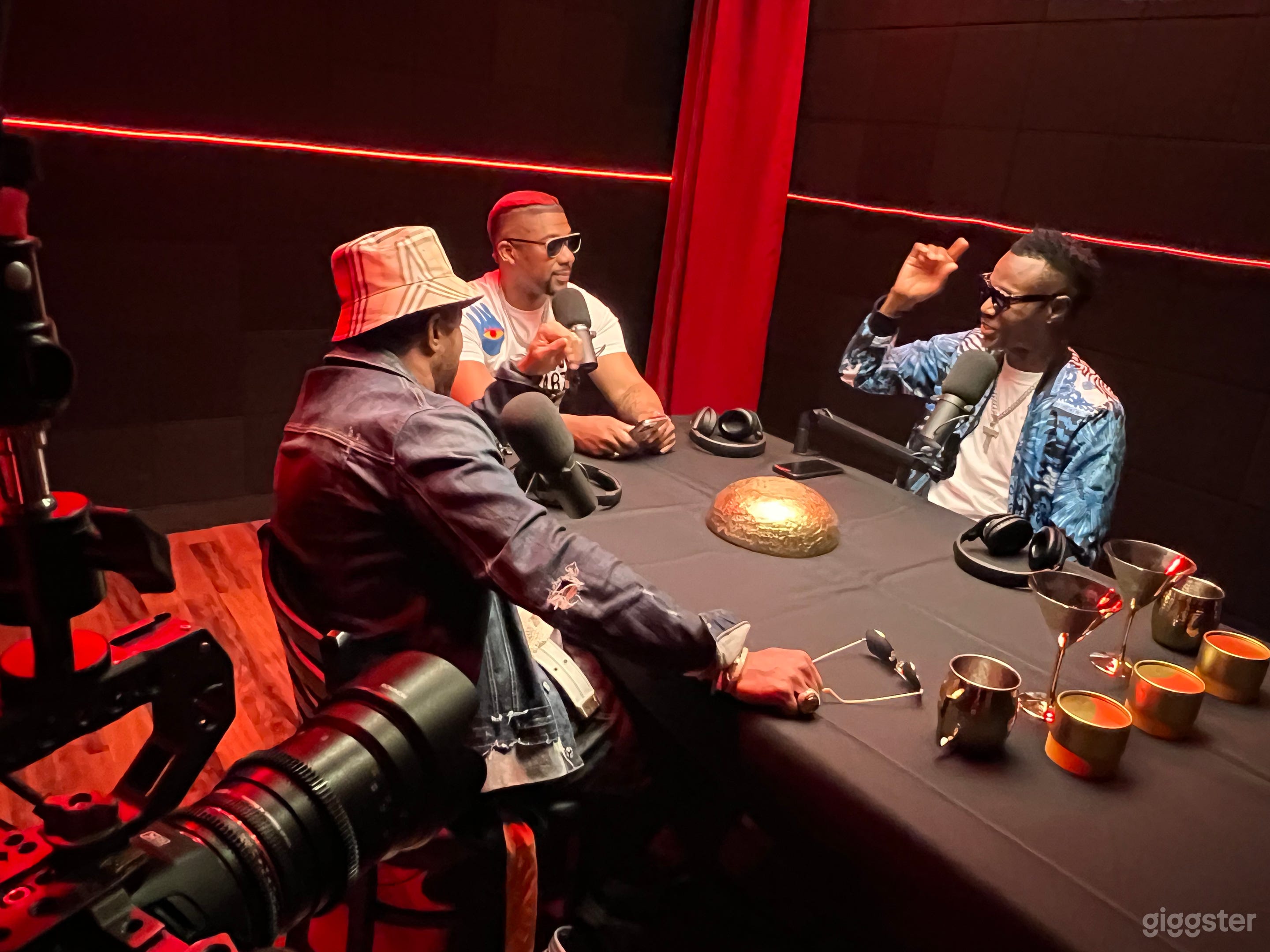 Film/Video/Photo/Podcast Studio For All Content Photo 3