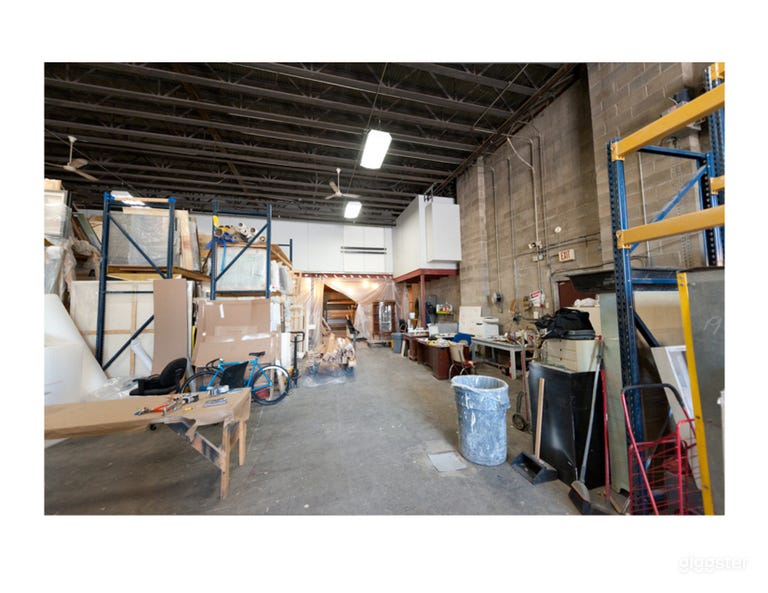  Large industrial storage space with courtyard in Bushwick 