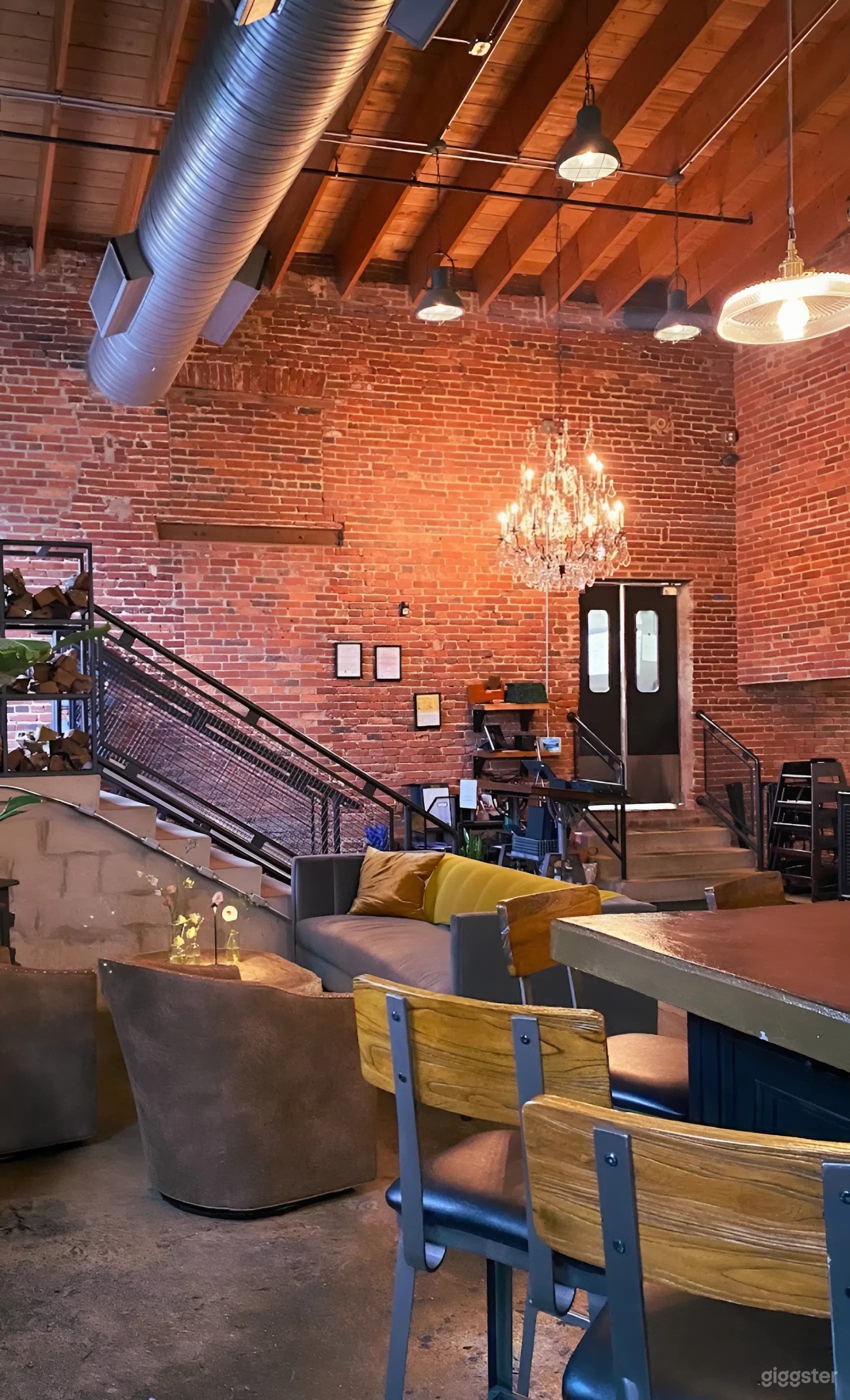 Vibrant Korean-American Restaurant with Highlandtown Charm Photo 2