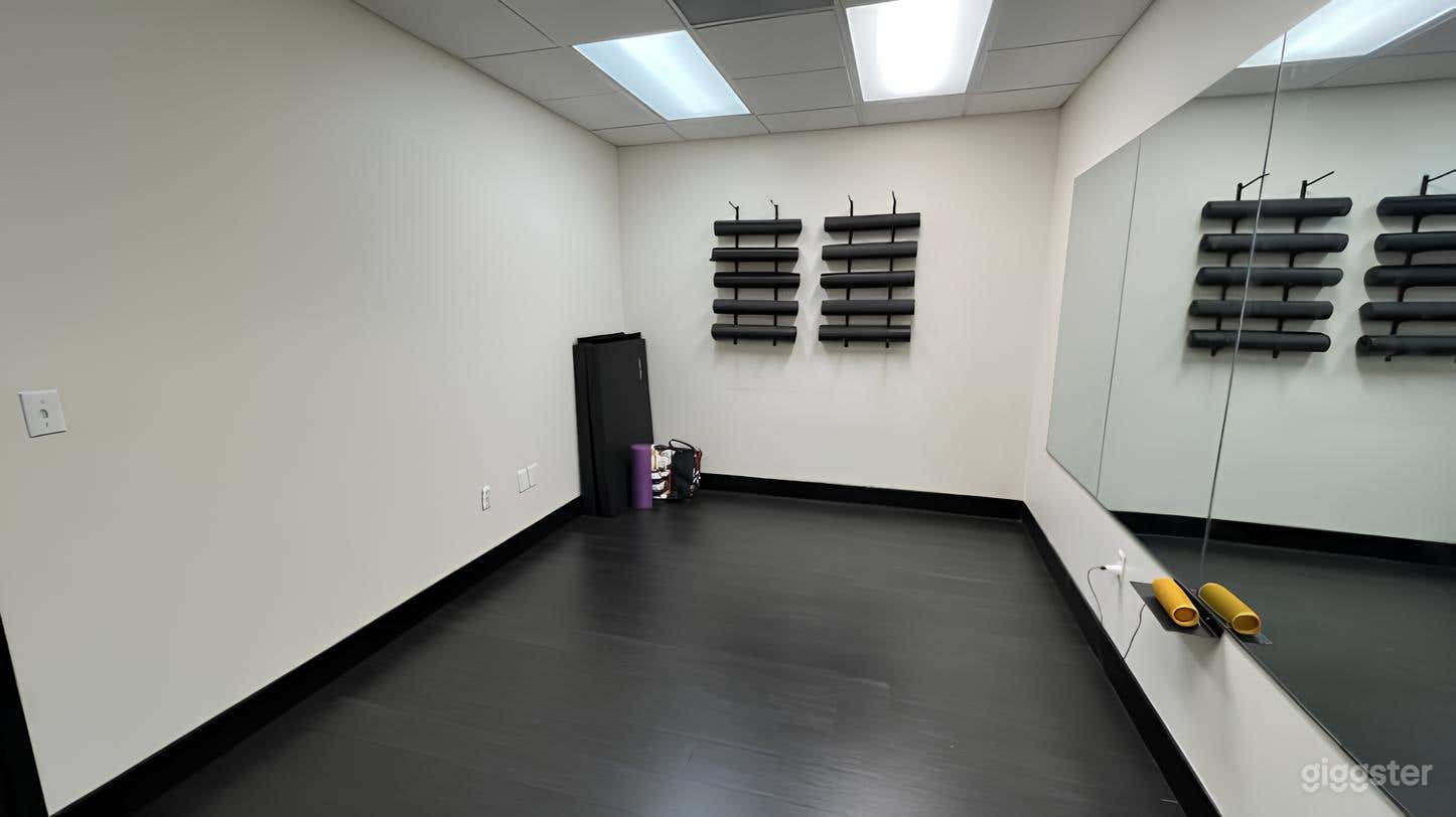 Small Dance Studio - Estrella Room Photo 1