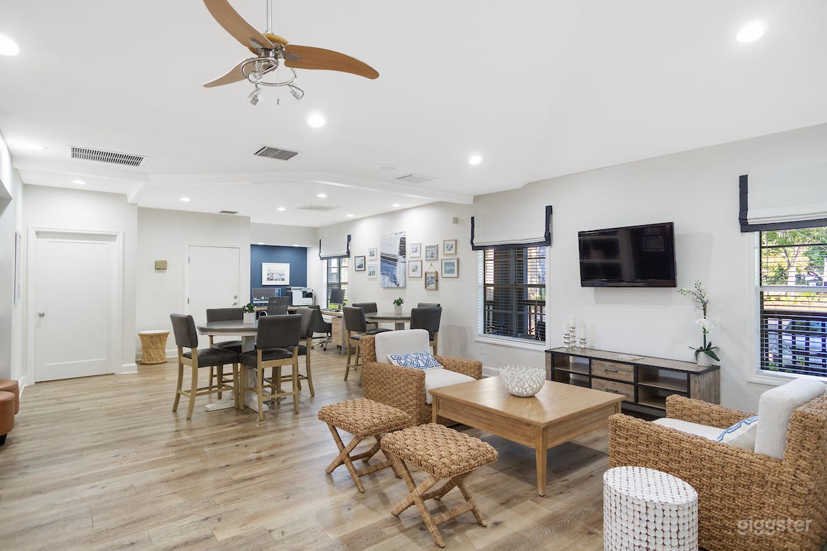 Comfy Clubhouse in Brandon Photo 1