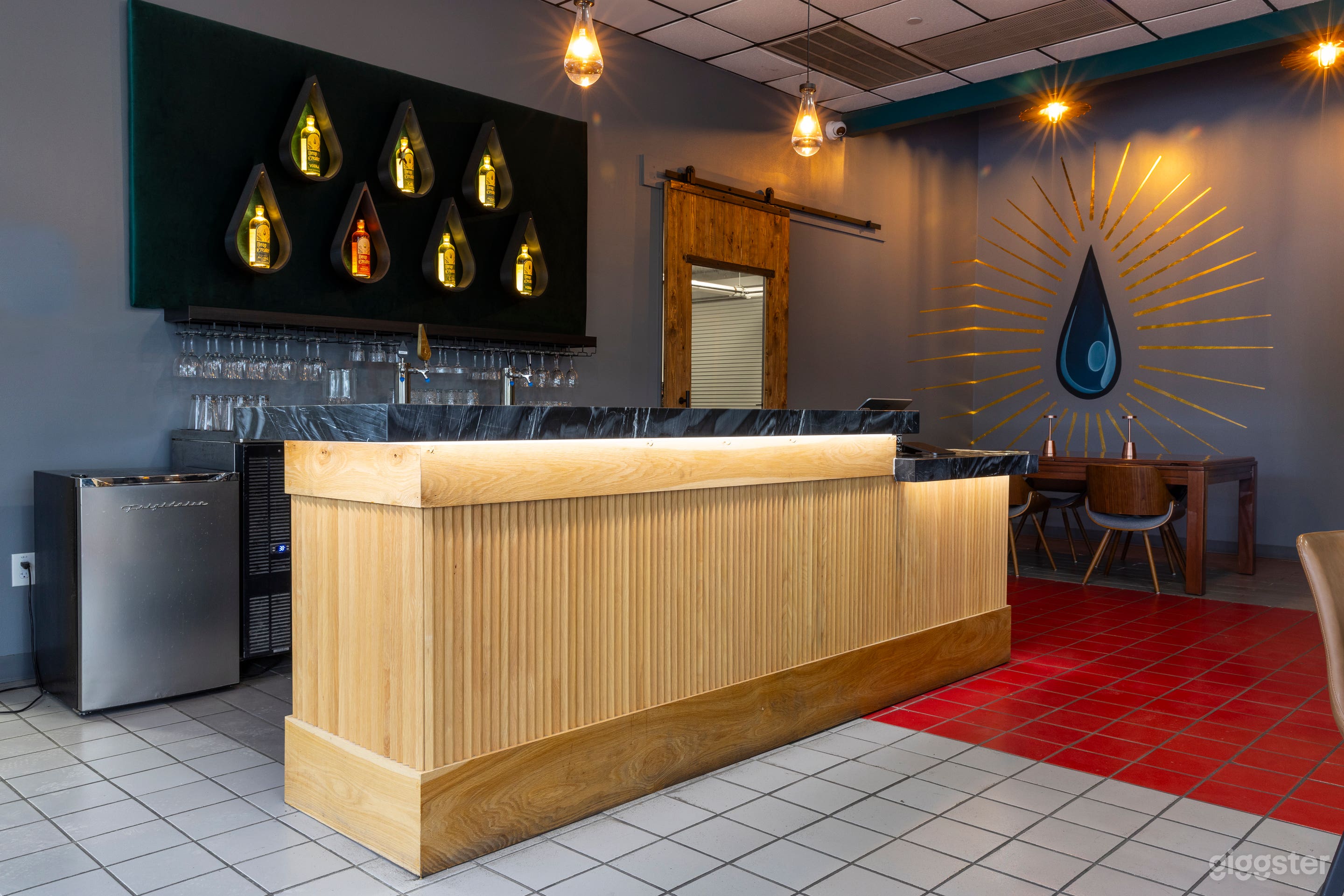 Distillery Tasting Room Photo 3