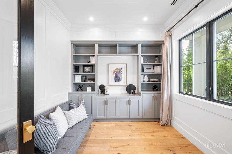  Meticulously Designed Mansion w/ Unique Architecture 