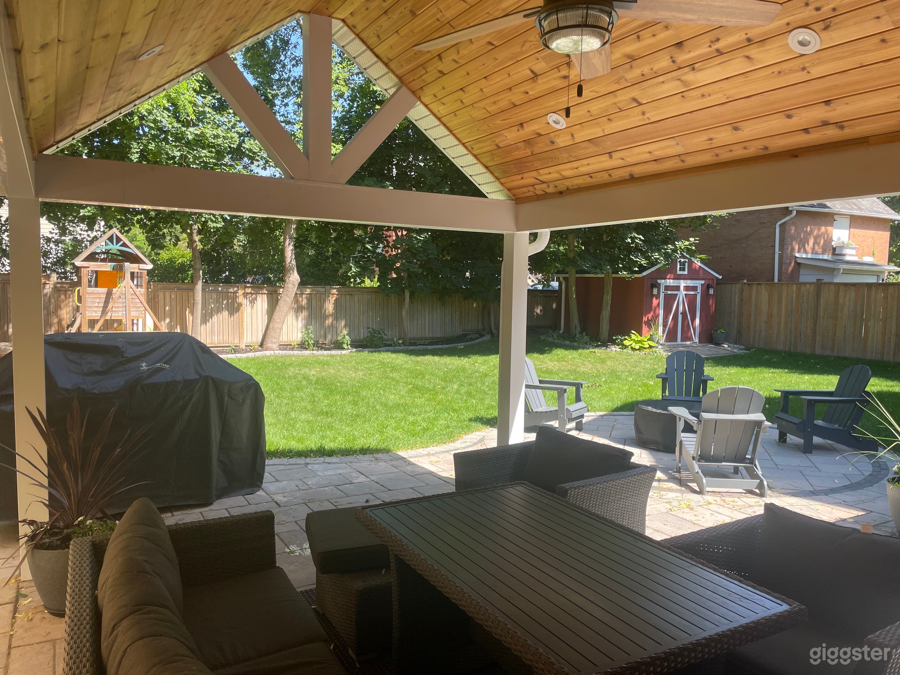 Beautiful Heritage Home in Historic Downtown Area Photo 4