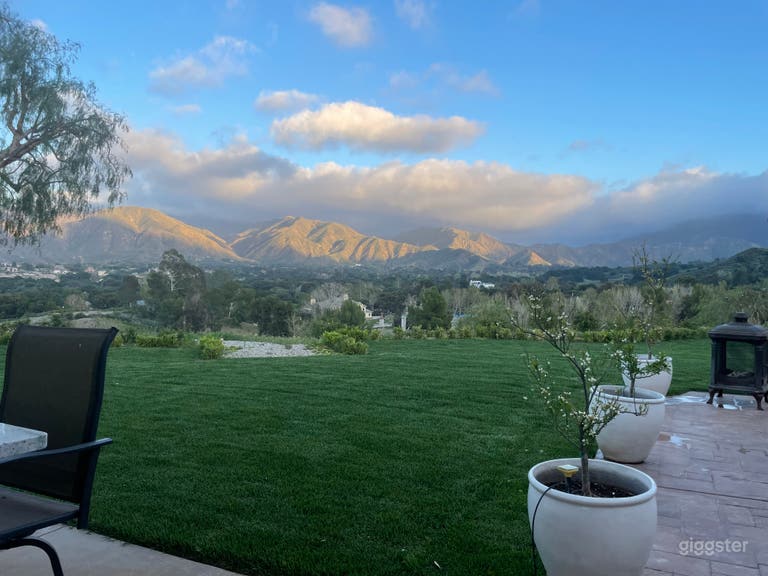  Unique Tuscan Villa with Outdoor kitchen/swim up  
