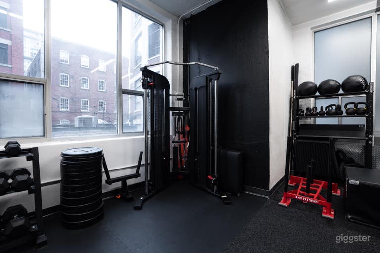  Modern, Bright, Industrial and Open Concept Training Space 