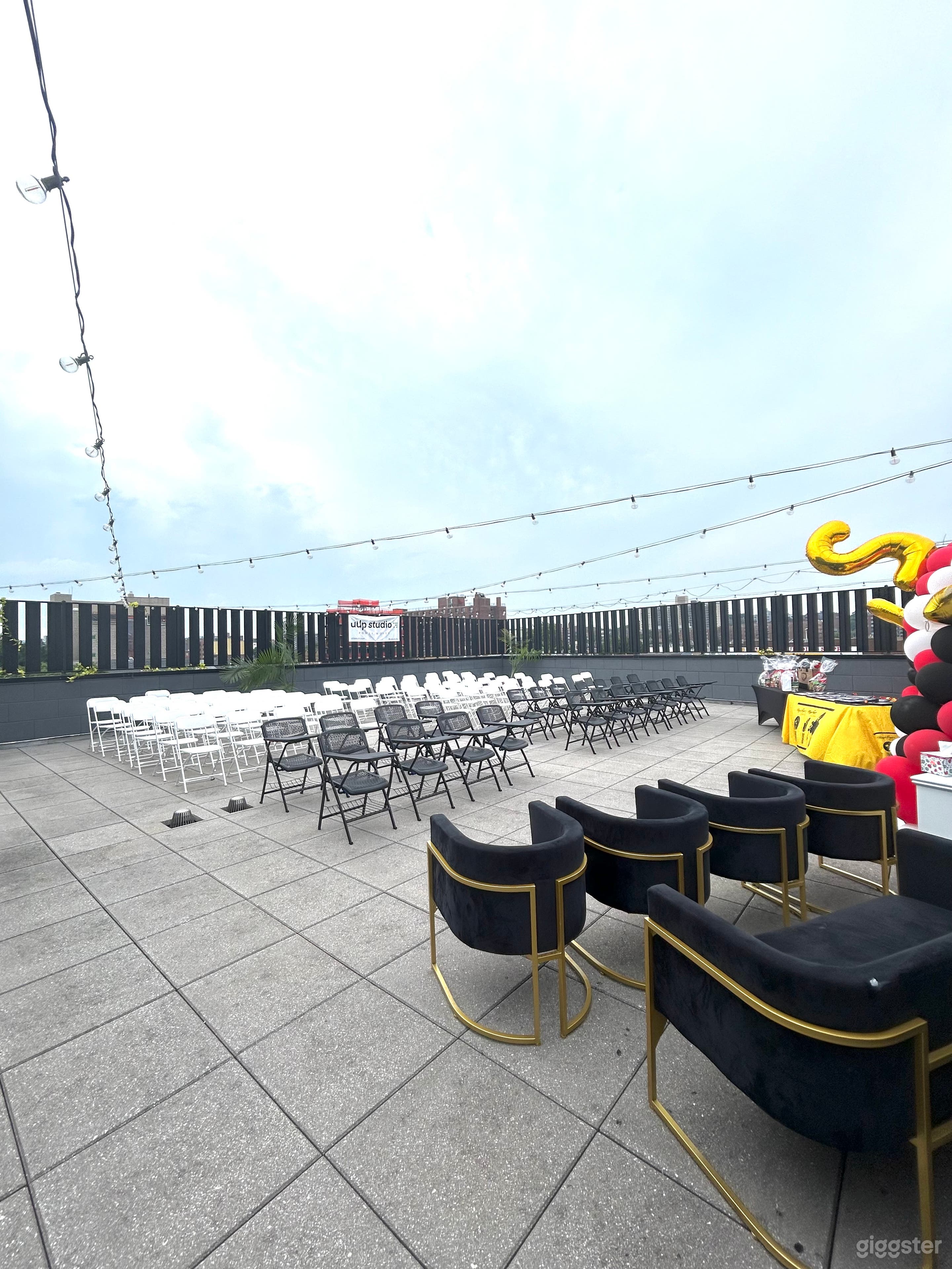Cozy Rooftop Space and Active Event Studio Photo 2