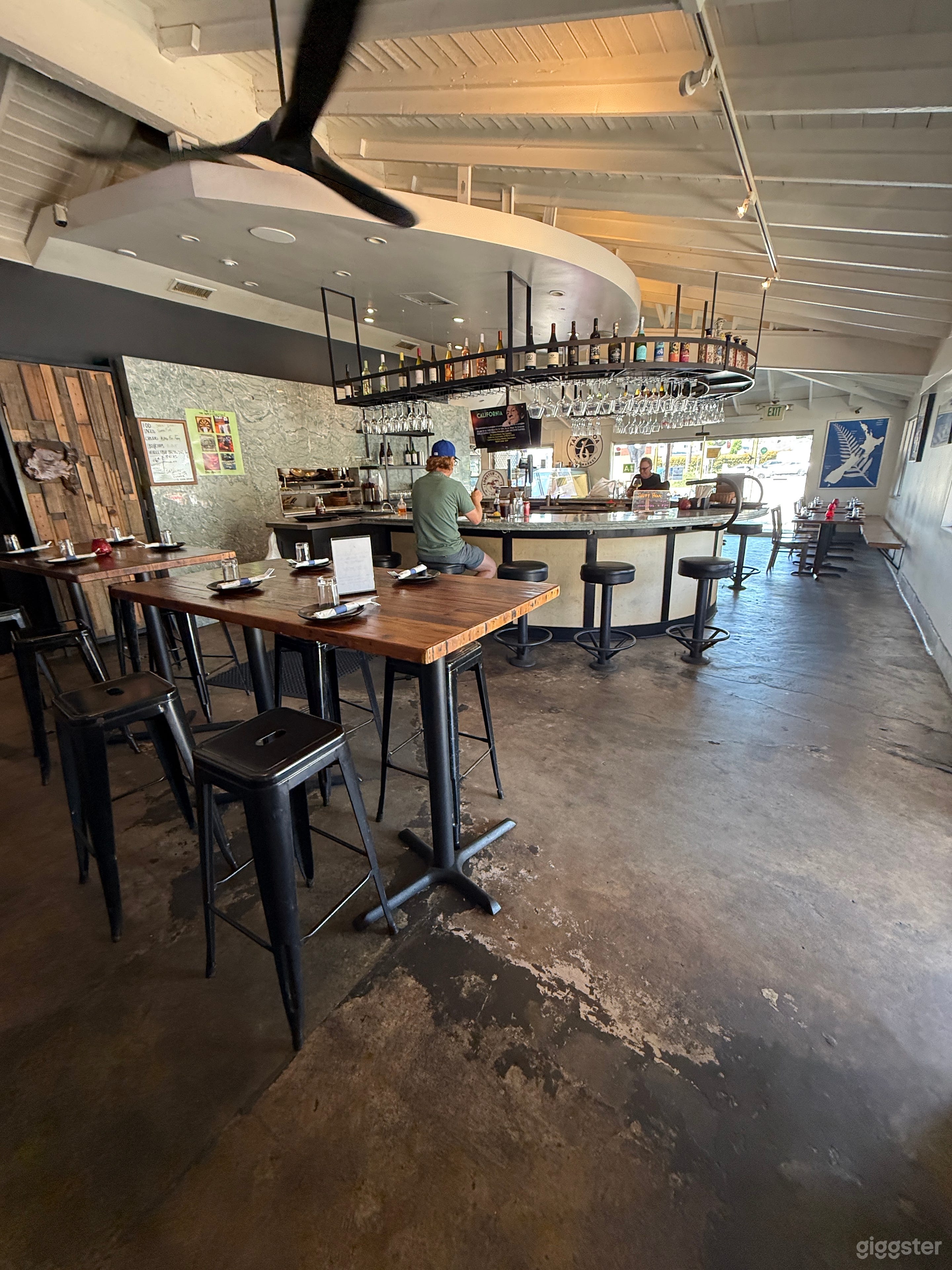 Cinematic Modern Seafood Bistro with Marble Bar Photo 3