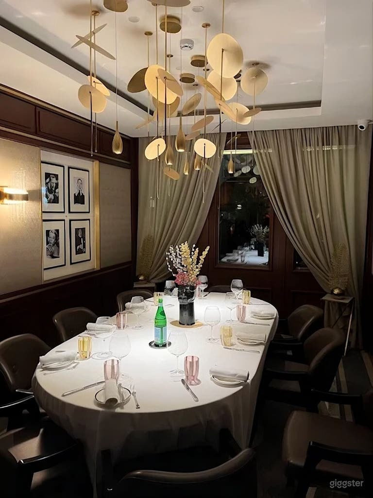  The Gallery: A Masterclass in Milanese Elegance 