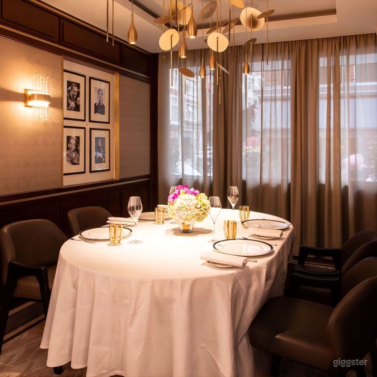  The Gallery: A Masterclass in Milanese Elegance 