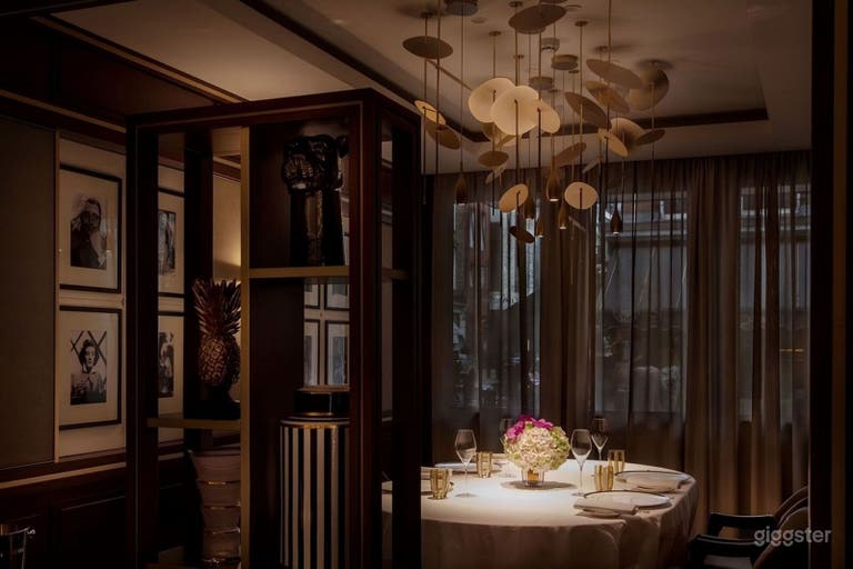  The Gallery: A Masterclass in Milanese Elegance 