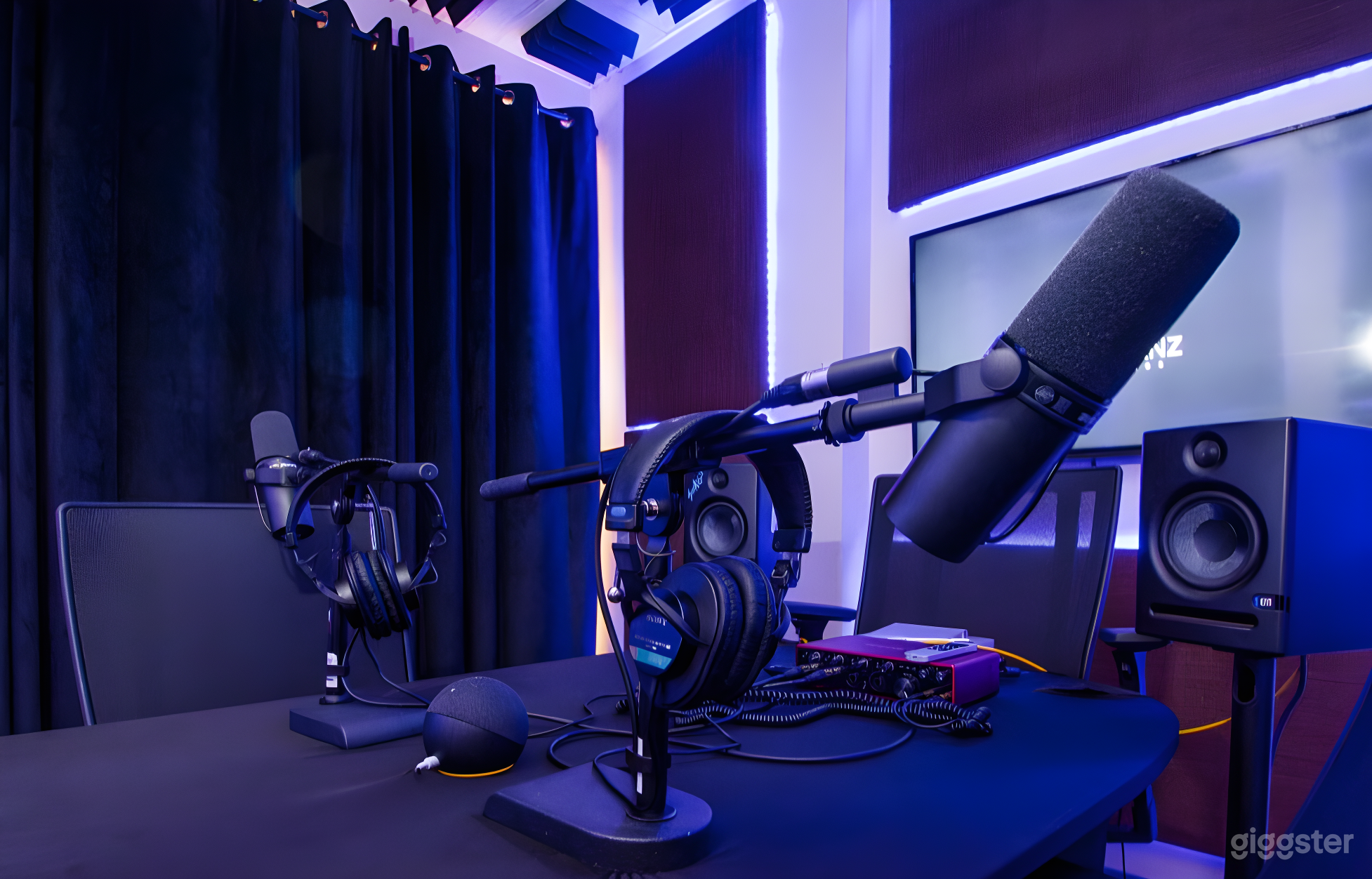 Versatile Recording & Multimedia Studio Photo 4