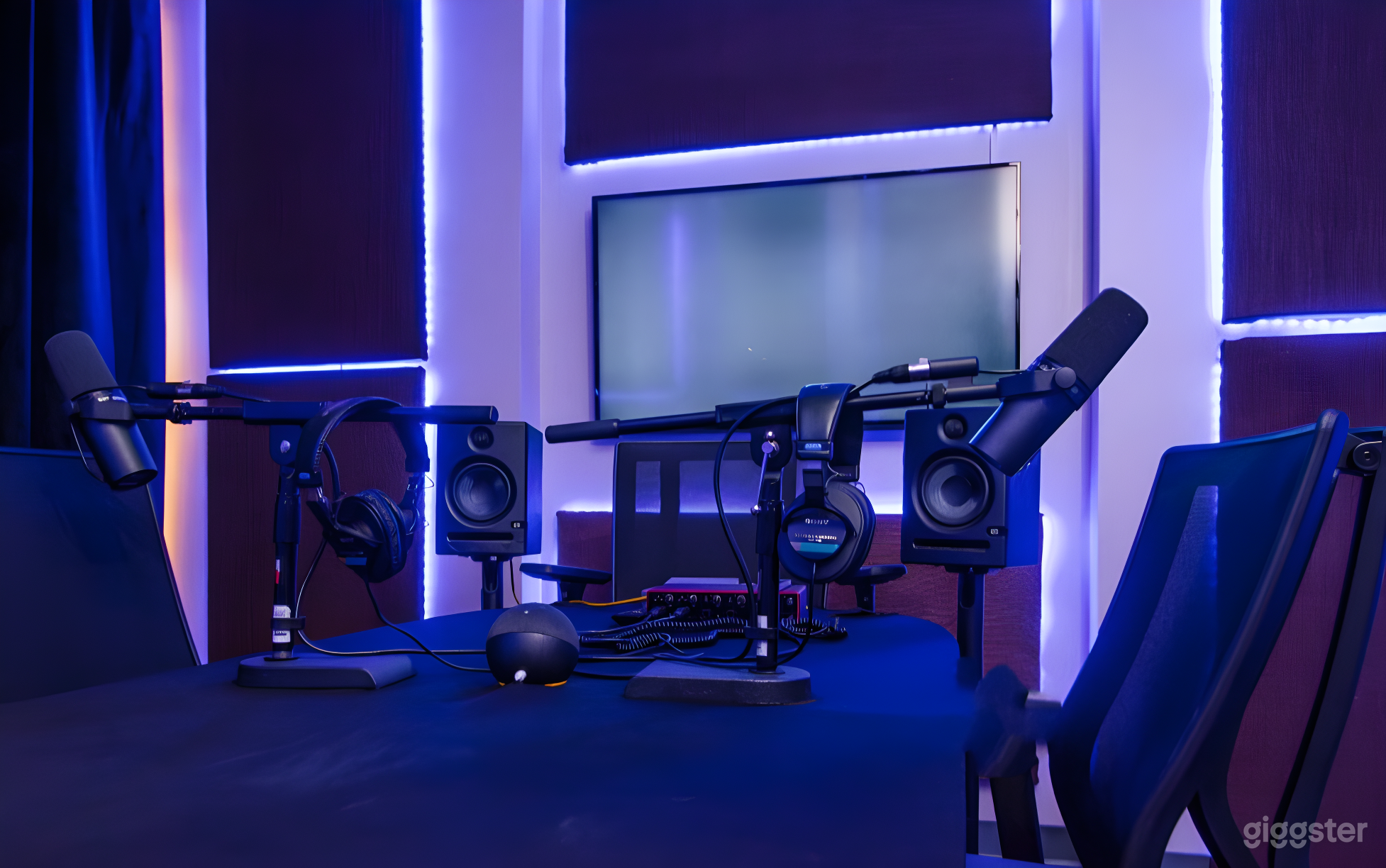 Versatile Recording & Multimedia Studio Photo 3