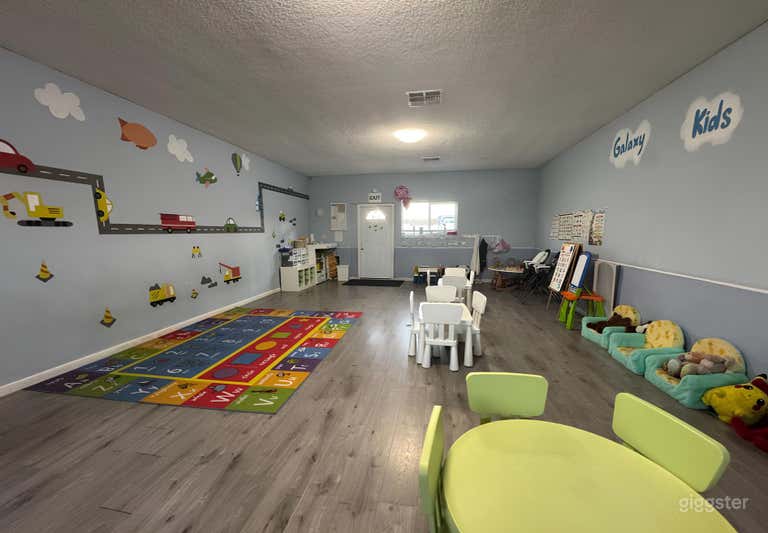  Welcoming and Vibrant Classroom 