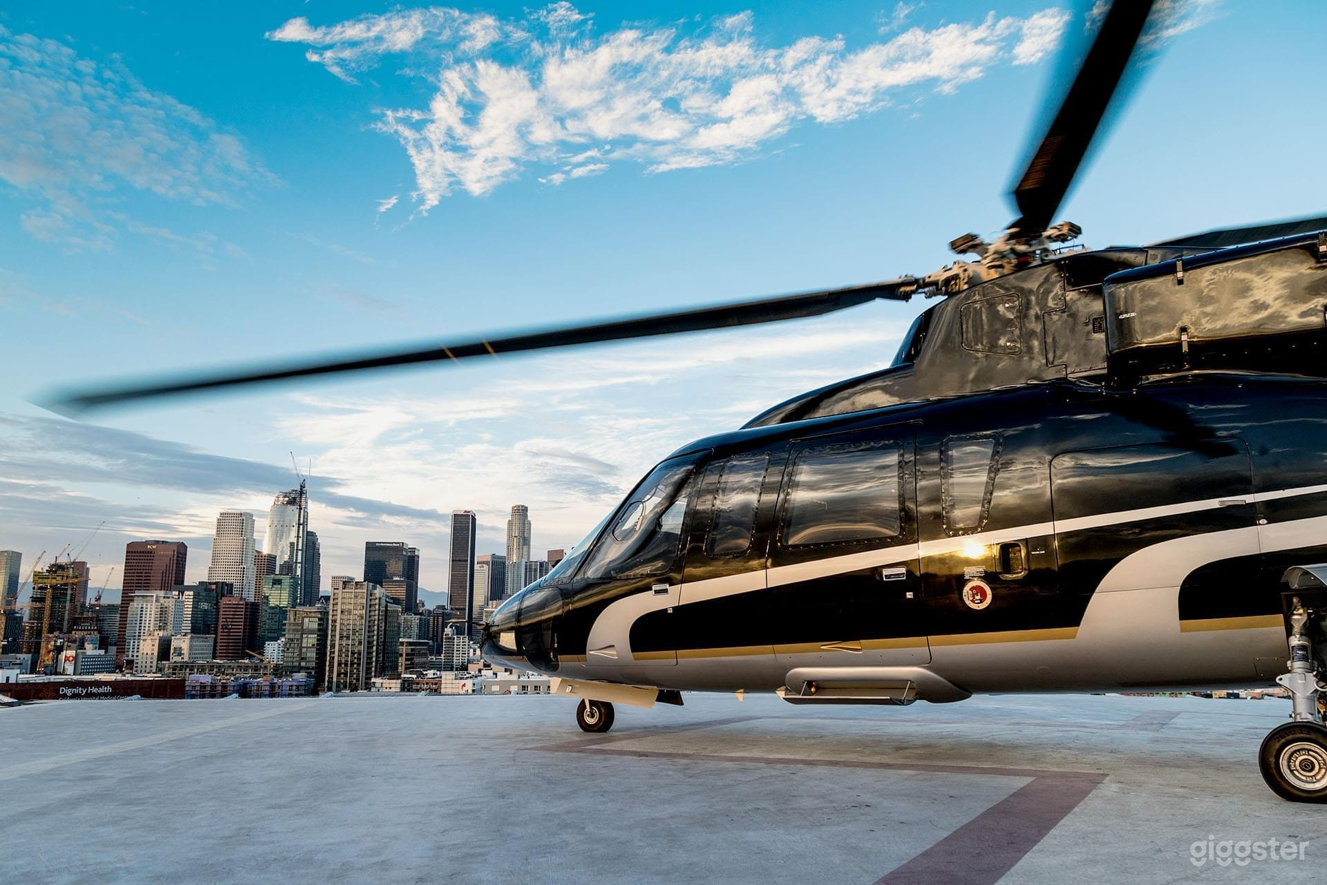 SIKORSKY S76 HELICOPTER CHARTER Photo 4