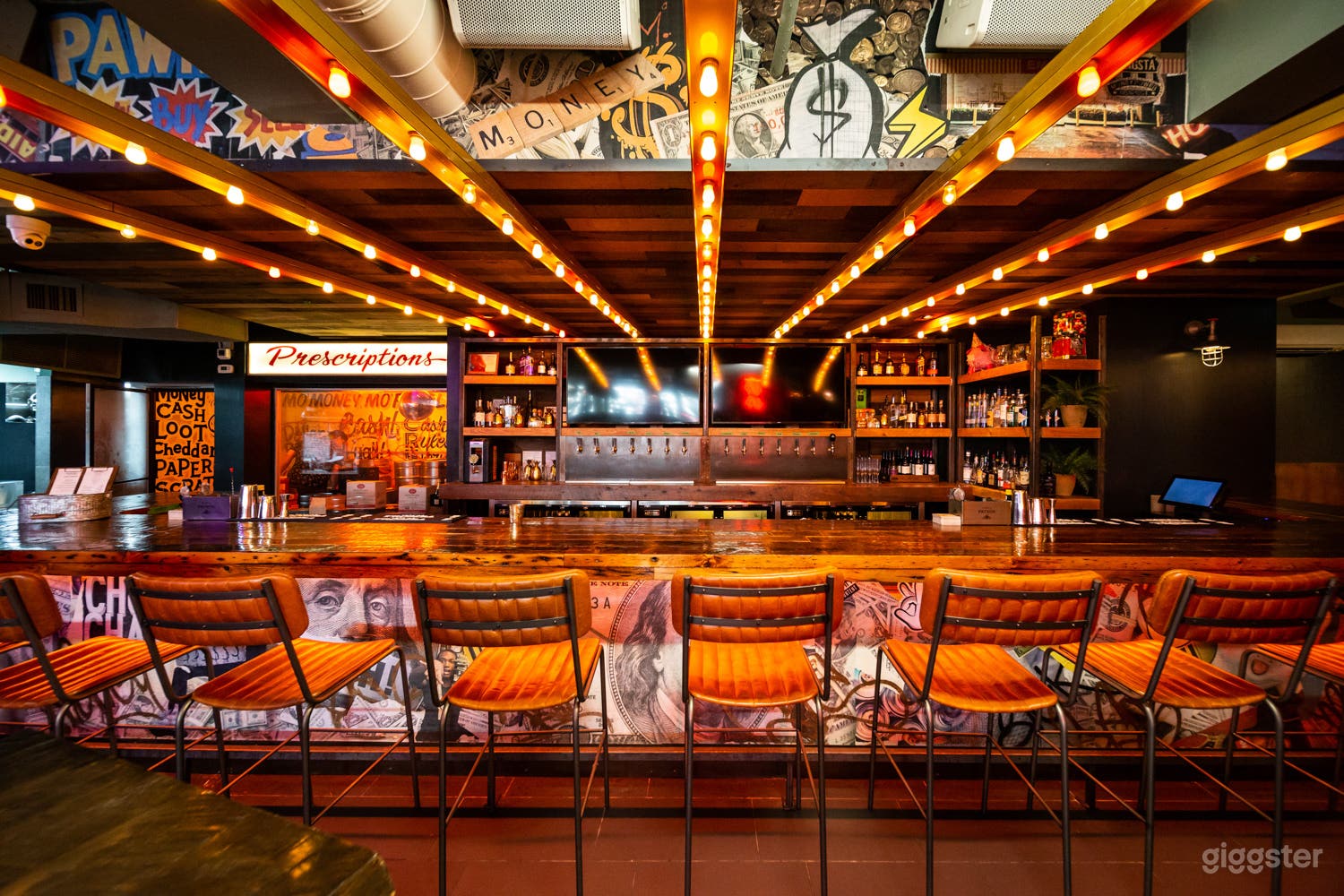 The Exquisite Social House Toronto Photo 1