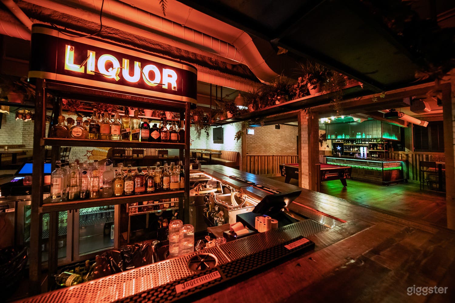 The Exquisite Social House Toronto Photo 2