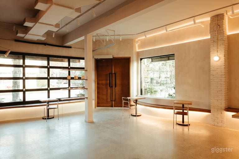  Modern Design Cafe Space for Events & Filming 
