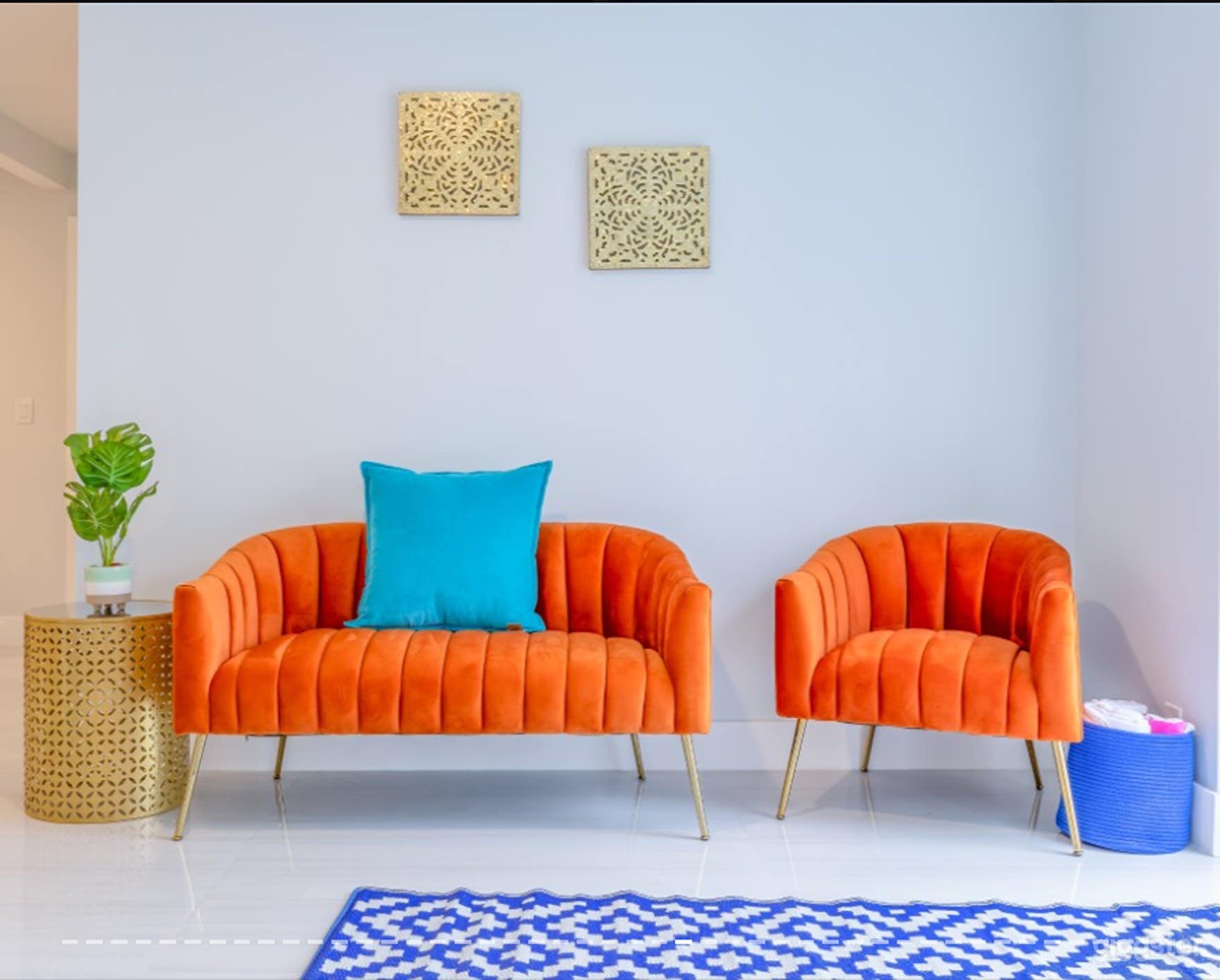 Modern 4BR Villa with Pool Near Casino Photo 4